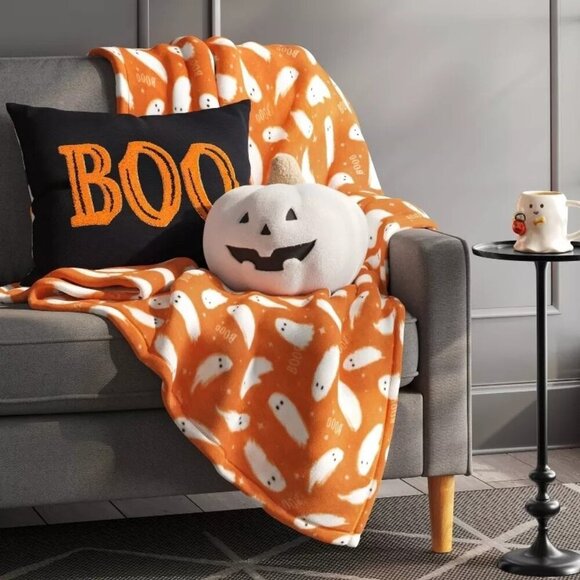 Shearling Pumpkin Halloween Throw Pillow White  - Hyde & Eek - Target 2024 - Picture 2 of 6